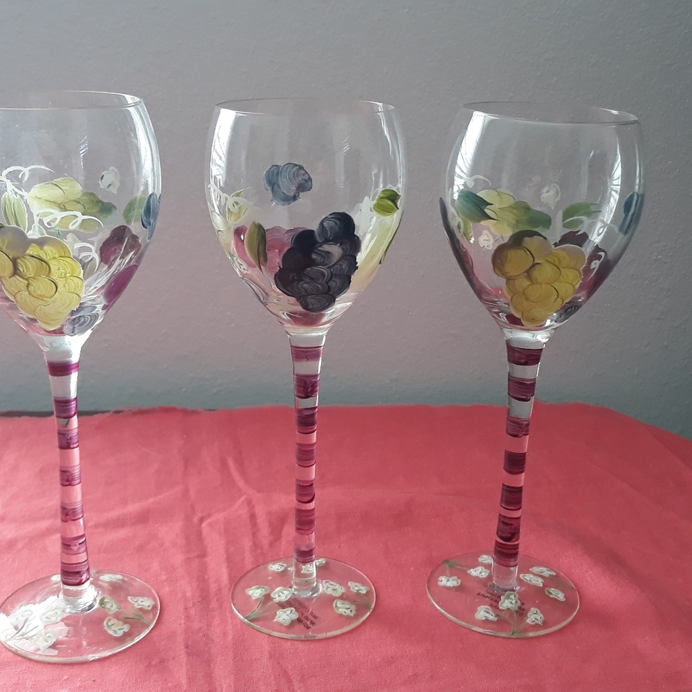 ❤❤🏡 NEW 3 SET GLASS OF WINE HAND PAINTED.  C 30 - Picture 8 of 14